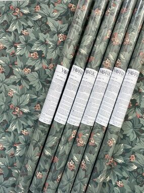 x6 York Wallcoverings Botanical Floral Leaf Wallpaper Roll Green Ivy Plum Coral